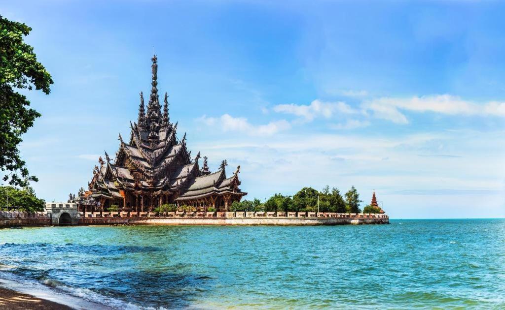 Le Cafe Royale Hotel Pattaya Ngoại thất bức ảnh