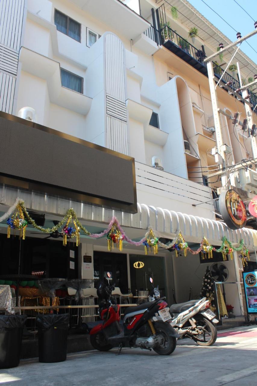 Le Cafe Royale Hotel Pattaya Ngoại thất bức ảnh